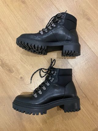 Botas suela track Bershka