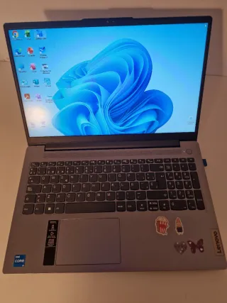 Portátil Lenovo IdeaPad 3 15,6"