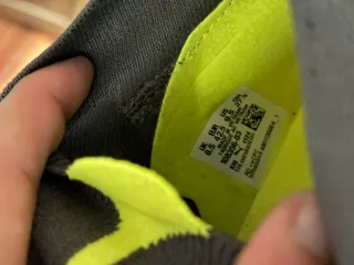 Botas de fútbol Puma Talla 42.5