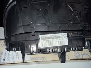 Cuenta kilometros mercedes clase C 220 año 2018