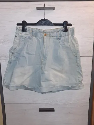 Shorts di jeans
