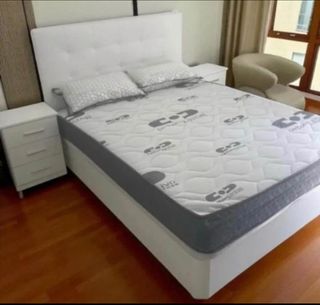 Liquidación:canapés y colchones armarios y sofas