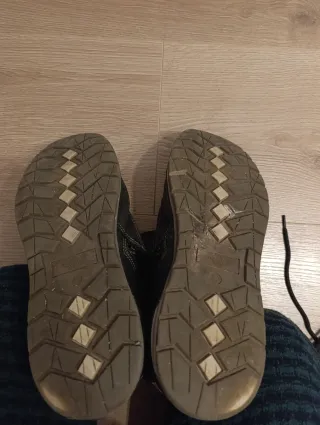 Botas Deichmann Negras y Grises