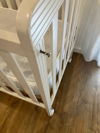 Cuna y colchón Micuna