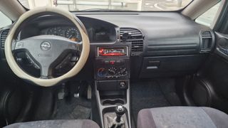 Opel Zafira 2.0 DTi 100 CV 2003