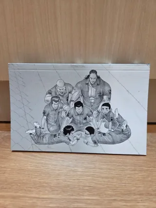 Manga Prisonnier Riku. Volumen 14 y 30.