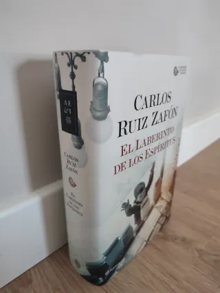 El Laberinto de los Espíritus (Spanish Edition)