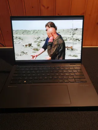 Asus Zenbook 14 Duo OLED UX8406M