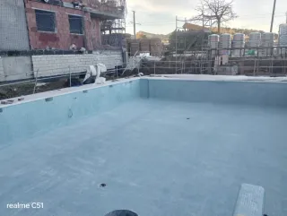Piscina de obra nueva