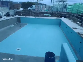 Piscina de obra nueva