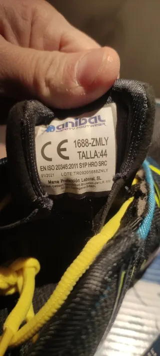 Zapatos de seguridad Anibal negros y azules