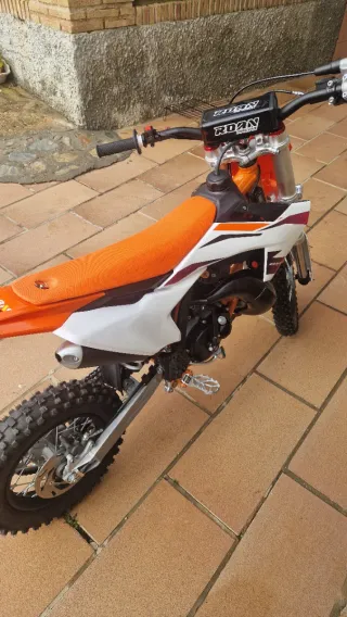 Moto Cross roan 50 sx