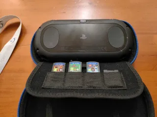 Sony PlayStation Vita 2000