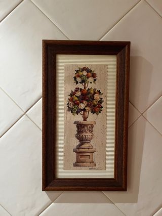 Cuadro decorativo de frutas y pedestal