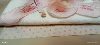 Lote Ropa Bebé: Baberos y Portachupetes