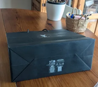 Borsa regalo Yves Saint Laurent nera