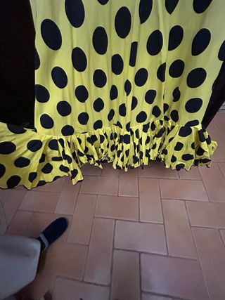 Traje Flamenca Amarillo Lunares Negros