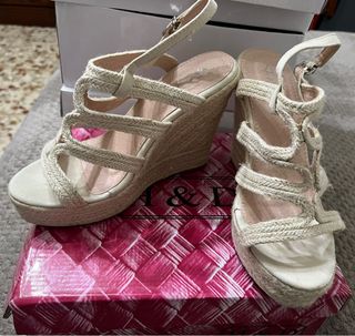 Cuñas esparto beige