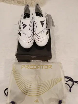 Botas de fútbol Adidas Predator