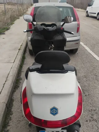 Piaggio Xevo 125 2014 pegatina c verde