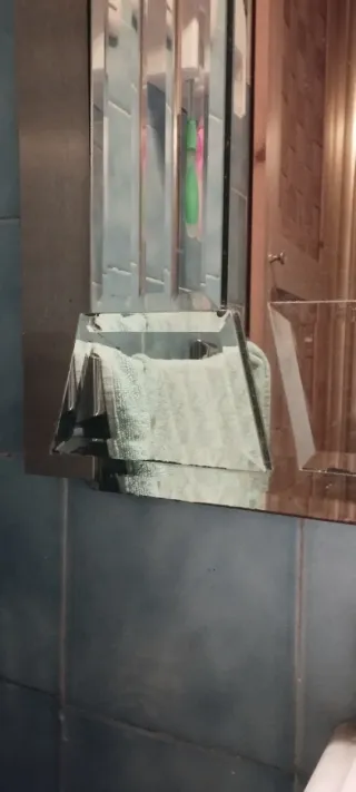 Espejo de baño plateado LEER ANUNCIO Y VER FOTOS.