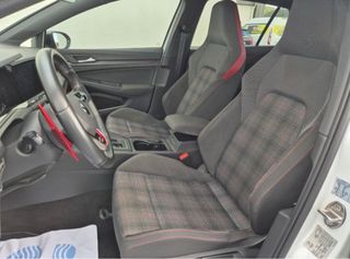 Volkswagen Golf 8 gti