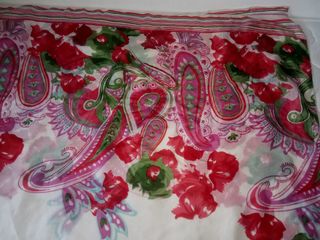 Pañuelo de seda estampado grande