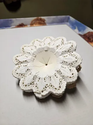 28 Centrini Carta Bianchi 12 cm per composizioni