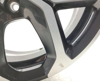 Citroen 2423651 39228528 llanta c3 aircross