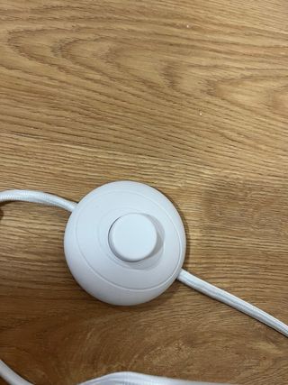 Lámpara de pie de ratán