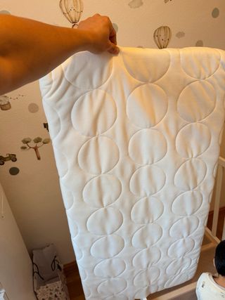 Cuna IKEA con colchón