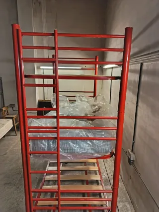 Literas metálicas y de madera