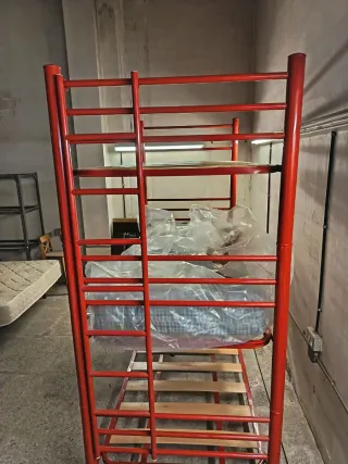 Literas metálicas y de madera