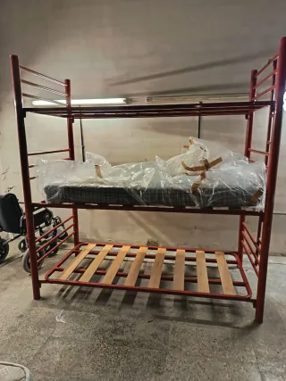 Literas metálicas y de madera