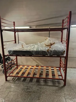 Literas metálicas y de madera