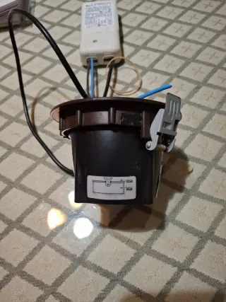 Focos empotrables Guzzini T894