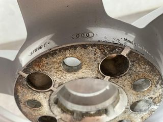 Llantas Audi A4 B9 16" Originales