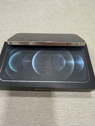 iPhone 12 Pro 128GB-Impecable-Con caja y fundas