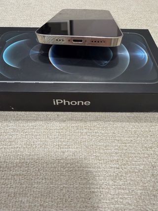 iPhone 12 Pro 128GB-Impecable-Con caja y fundas