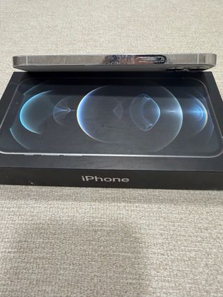 iPhone 12 Pro 128GB-Impecable-Con caja y fundas