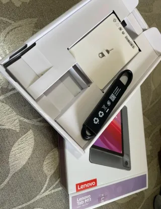 Tablet Lenovo M11  - Garanzia 2028