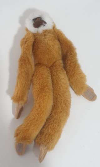 Mono de peluche marrón 20 cm, pies y manos adhesiv