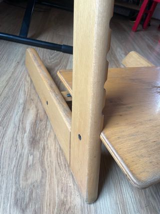 Trona Stokke de madera