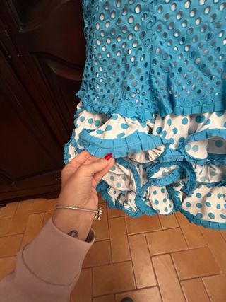 Traje de flamenca azul y blanco