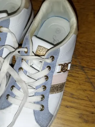 Zapatos Jomix Blancos y Dorados Talla 39