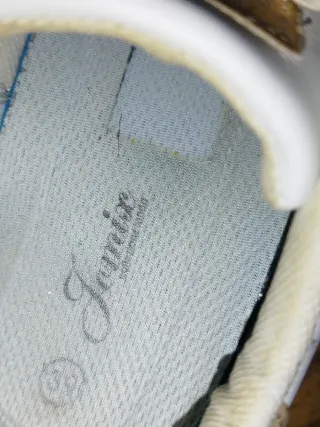 Zapatos Jomix Blancos y Dorados Talla 39