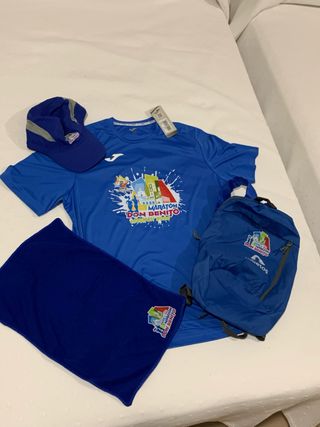 Camiseta mochila Maraton Don Benito Gorra toalla