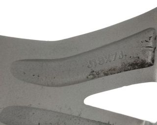 Mitsubishi 2420693 llanta 4250f738 asx motion 2wd