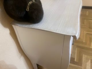 Cómoda blanca y madera dormitorio salón