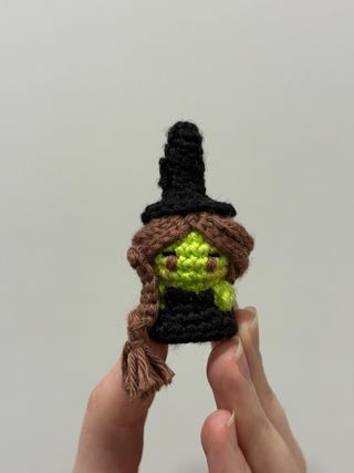Amigurumi Elphaba strega uncinetto